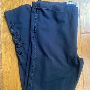 Johnny Was JW LA black embroidered leggings size L